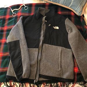 The North Face “Denali” Jacket L